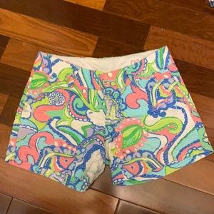 Lilly Pulitzer Shorts sz 00